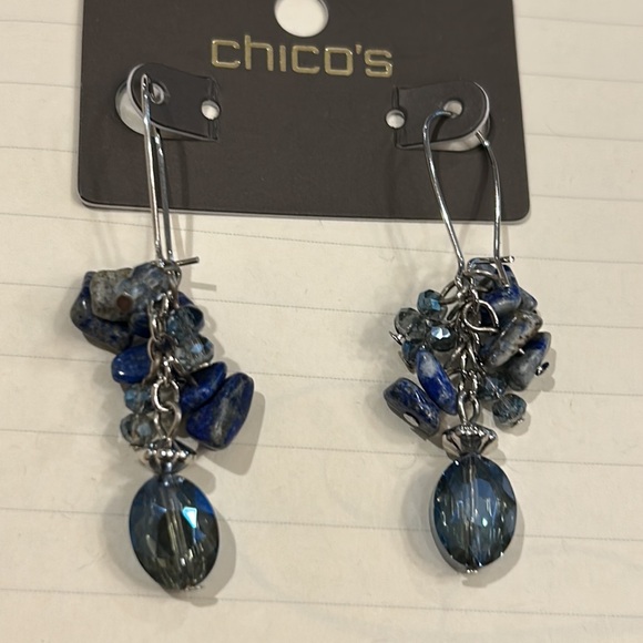 Chico’s Blue Cluster Dangling Earrings.  New - Picture 11 of 11